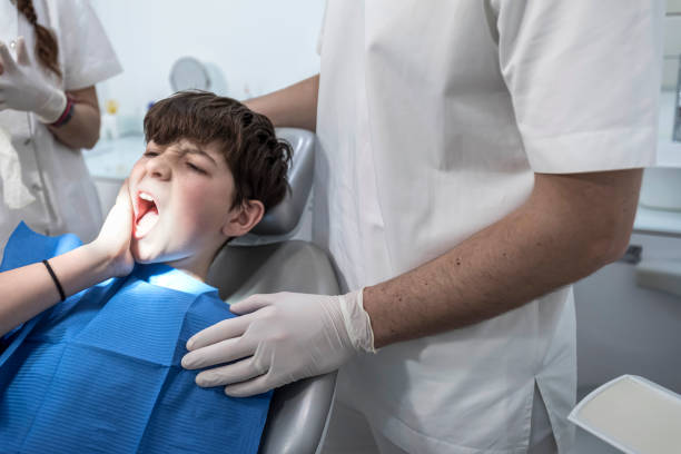 Best Emergency Wisdom Tooth Extraction in Town N Country, FL