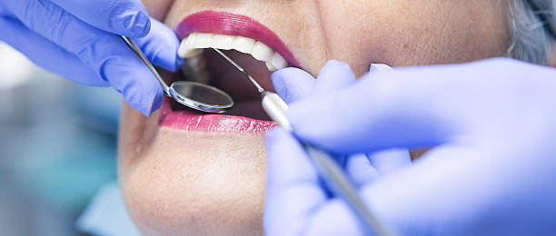 Best Walk-In Emergency Dental Services in Town N Country, FL